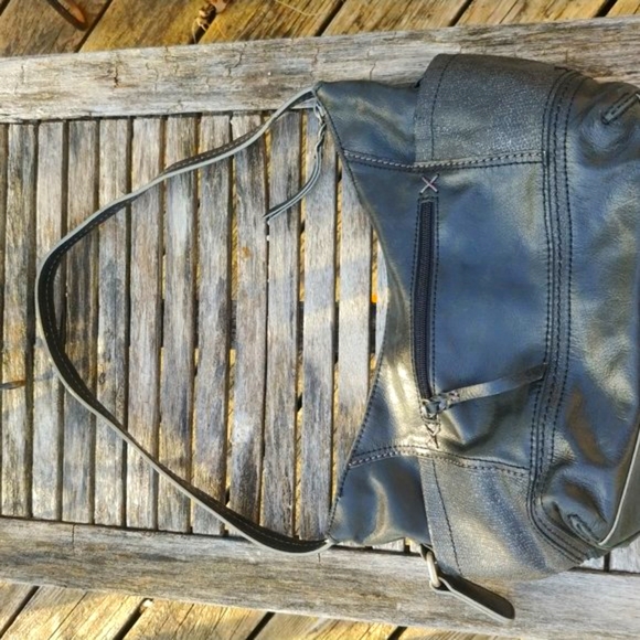 The Black Sak - Picture 4 of 8